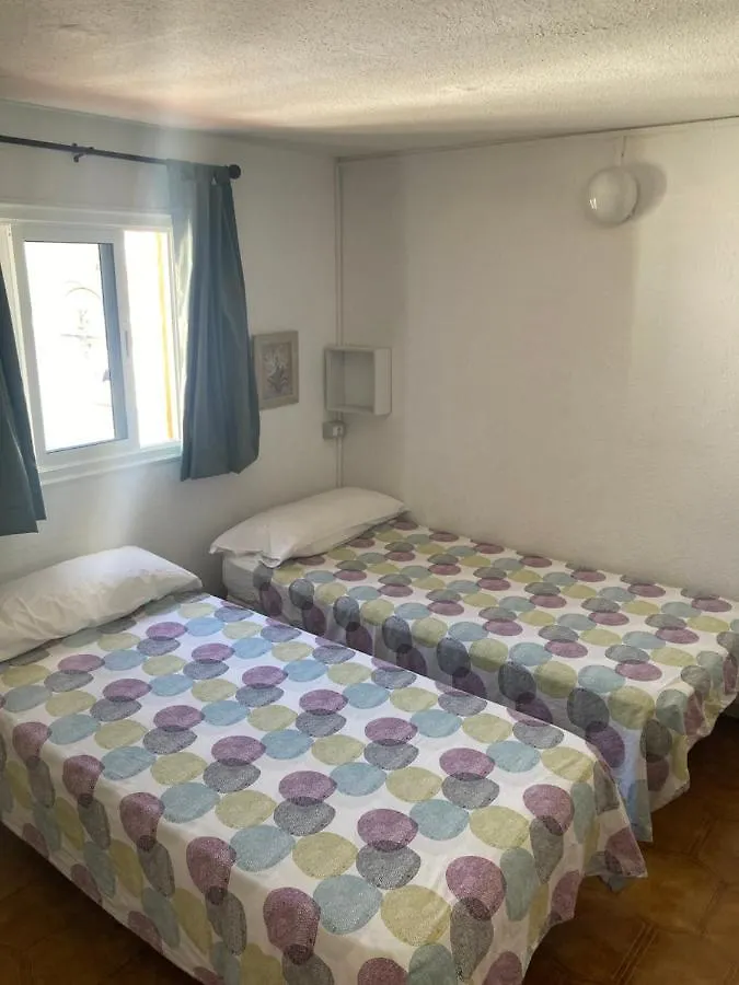 Pension La Paloma 阿罗纳
